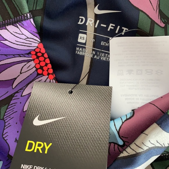 New Nike Icon Clash One floral Tights leggings - Picture 8 of 9